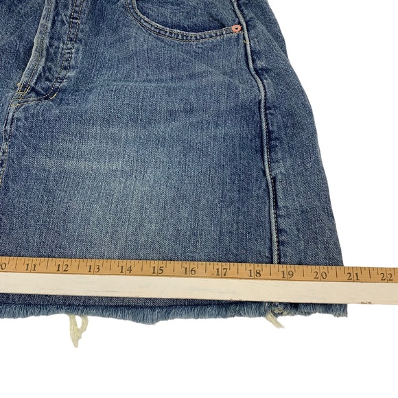 Free People We The Free Distressed Denim Button Fly Raw Hem Mini Skirt Size 28 - Picture 7 of 12
